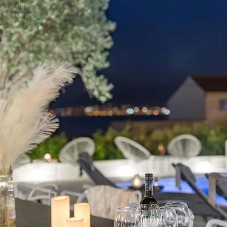 Appartement In Arbanija With Sea View, Terrace, Air Conditioning, Wifi 5139-3