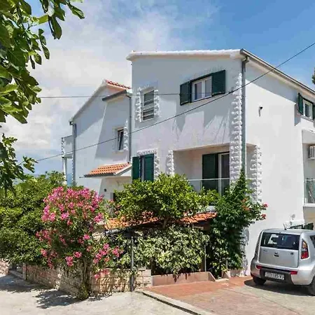 アパート In Arbanija With Sea View, Terrace, Air Conditioning, Wifi 5139-3